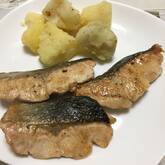 サーモンソテー