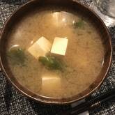 オクラと豆腐のみそ汁