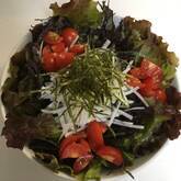 ワサビ風味の和風サラダ