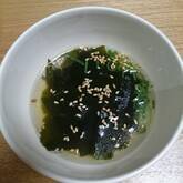 ワカメスープ