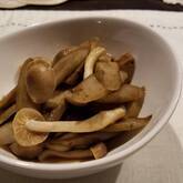 ゴボウとシメジの煮物
