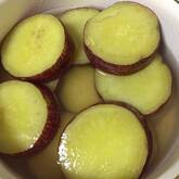 サツマイモのレモン煮