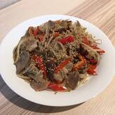 豚肉とモヤシのガーリックしょうゆ炒め