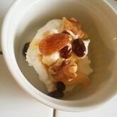 レーズンナッツヨーグルト