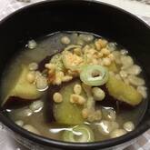 サツマイモと天かすのみそ汁