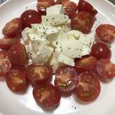 フルーツトマトのカプレーゼ