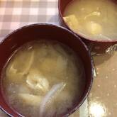 大根と油揚げのみそ汁