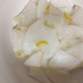 さっぱりしゃきしゃき！箸休めにぴったりの大根のゆず漬け