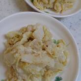 やみつき！無限に食べられるゆで白菜サラダ