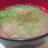 鶏団子と白菜の中華スープ