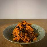 ニンジンと塩昆布きんぴら