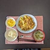 キャベツの肉みそキムチ炒め