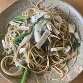 キノコと春菊のパスタ