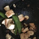 簡単スナップエンドウと厚揚げ炒め by依藤 亜弓さん