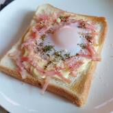 月見オープンサンド