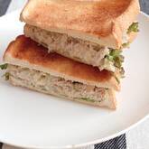 クミン風味のツナサンド