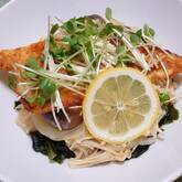 ヒラメのレモン蒸し