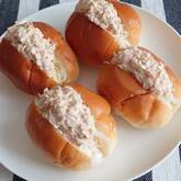 カレーマヨロールパン