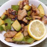 アボカドポキ丼