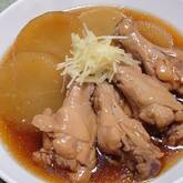 しみしみ大根とほろほろ手羽の煮物
