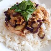 ナスとささ身の香味丼