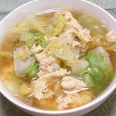 レタスとふわふわ卵のスープ