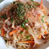 ピーマンがポイント！野菜たっぷりソース焼きそば