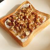 ナッツのハニートースト