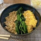 お箸が止まらない定番丼！鶏そぼろ丼 by 杉本 亜希子さん