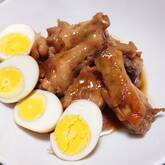 オイスターソースが隠し味。鶏手羽元と卵のこってり煮