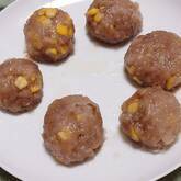 コーンの肉団子