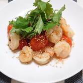 プチトマトとエビのナンプラー炒め