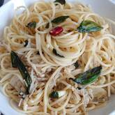 エノキとバジルのペペロンチーノ