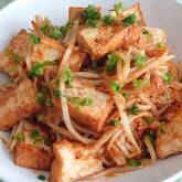 モヤシと厚揚げのケチャップ炒め