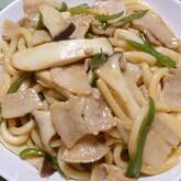 キノコバター焼きうどん