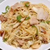 大人気！野菜たっぷり塩焼そば 飽きない味付け