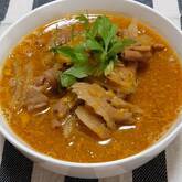 モツの赤ワイン煮込み