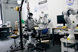 中国、ロボットに「健康診断」　商用化支えるCR認証が普及