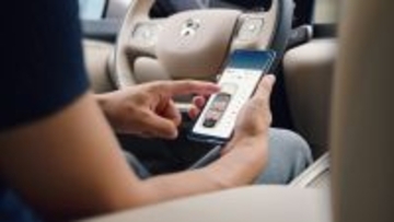 中国EV「理想汽車」、AIスマートグラス「Livis」発表。車と人をつなぐ“次のインターフェース”