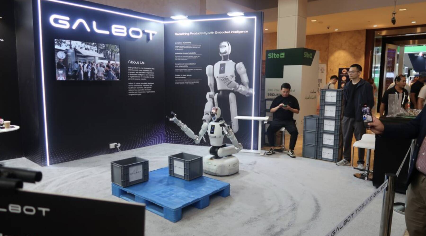 AIが国家戦略の中核に、GITEX GLOBAL 2025がドバイで開催　OpenAIアルトマン氏「AIと社会は共進化する」　