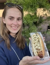 「異常な食べ物だ…」外国人が戸惑いを隠せなかった、アメリカのスタジアム飯とは 　　サッカー・ワールドカップ開催３カ国で食される「熱狂のお供」