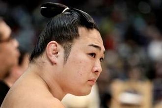 脊髄まひで寝たきり…それでも炎鵬は諦めなかった　大相撲史に残る衝撃のカムバック　序ノ口転落→再び関取「こんな日が来るとは思わなかった」と涙
