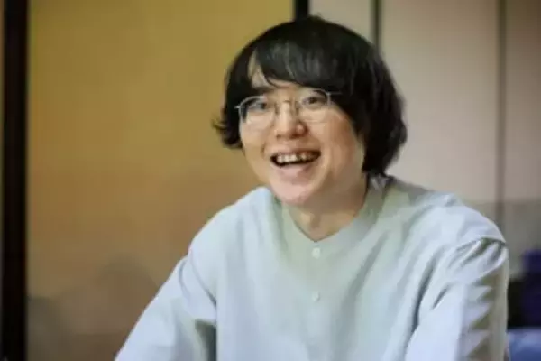 就職せず、たった一人で作ったゲームが１００万本を超えるヒット作に 　　「８番出口」でも注目のインディーゲーム、業界に大きな変革