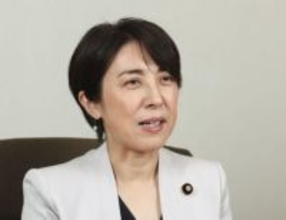 無所属の私が高市さんに首相指名の１票を投じた理由　「このまま退散してほしくない」自民総裁選でわき立った思い、寺田静議員に聞く