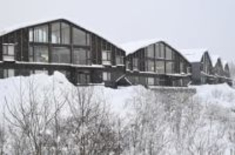 アジア最大の犯罪組織を追っていったら…行き着いたのは北海道・ニセコ　１０億円別荘の所有者は誰？　正体は超大物の親族だった