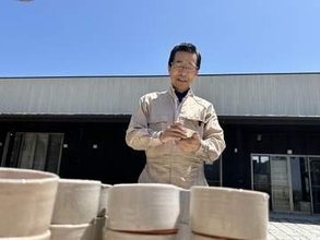 「大切なのは血縁ではない」、弟子と再びともす伝統の炎　原発事故で離散した焼き物の里、「３００年」のその先へ