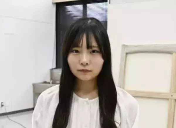 ４万匹のシラス描き表現した「命の重み」戦争テーマに絵画制作　「怖い」がブレーキに―被爆、空襲体験の伝承に取り組む【語り継ぐ―戦争を知らなくても】