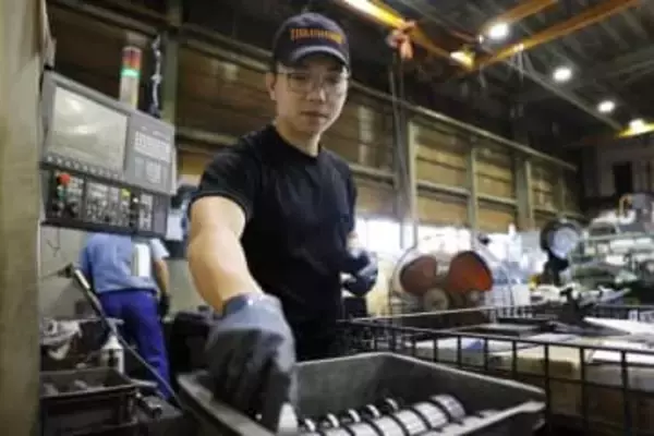 全国２７市区町村で「外国人１割社会」が現実に、住民比率トップは北海道占冠村の３６％　背景に働き手不足、「背に腹は代えられない」と雇い主【多文化共生企画】