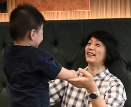 「赤ちゃん輸出国」だった血縁重視の韓国で里親を続けて１０年、人生を変えたのは東京で出会った女将とママ友だった　「社会のために」そして「主婦も自分の人生を生きていい」…