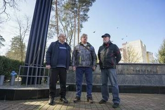 「１カ月で死ぬ。でもやりきろう」安全を疑わなかったチョルノービリ原発が爆発して４０年、生き延びた作業員の胸中　「普通に生きることを許してくれないのか」自主帰還民の望む幸せとは…
